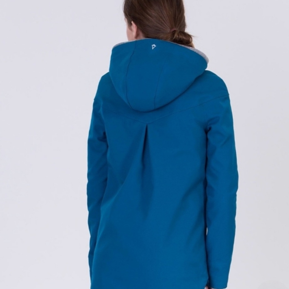 Ivivva Take on the Elements Jacket - Picture 3 of 10